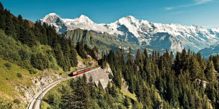 © Jungfraubahnen AG, 2016, Fotograf Jeroen Seyffer Tren de montaña a Schynige Platte